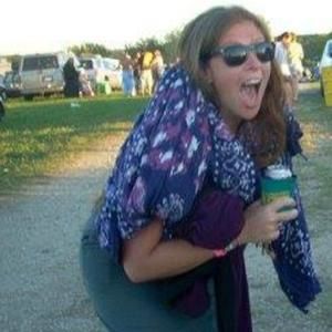 Meet your Posher, Elizabeth